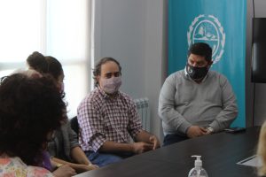 Salud entregó carnet sanitarios para pacientes oncológicos