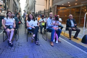 Santa Cruz celebró la noche de las Casas de la Provincia con artistas destacados