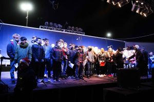 El Conservatorio Provincial de Música participó del encendido del árbol de Navidad en Río Gallegos