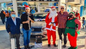 Papá Noel hizo vibrar de felicidad a 100 familias en Lotería de Santa Cruz
