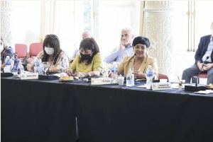 Velázquez: “La Educación va más allá de los muros”