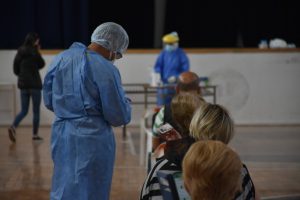 García: “Estamos fortaleciendo el sistema de detección en los centros de hisopados y hospitales de las localidades”