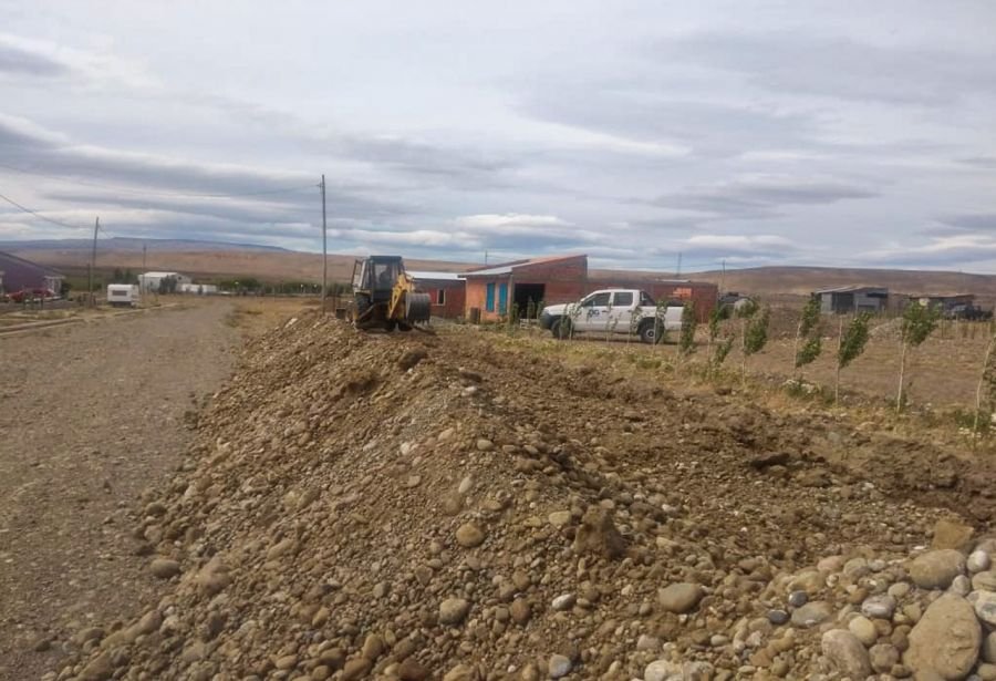 Comenzaron las obras de extensión de redes de gas en Tres Lagos