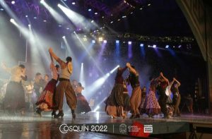 Exitosa presentación de la delegación de Santa Cruz en el Festival de Cosquín 2022