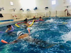 Estudiantes de Santa Cruz pueden ser parte de Prácticas Acuáticas y Fútbol Callejero