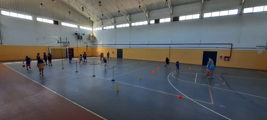 Desarrollan actividades deportivas en las “Escuelas de Verano” de Lago Posadas