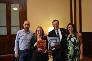 Destacan las gestiones de la Casa de Santa Cruz en relación a Turismo y Producción