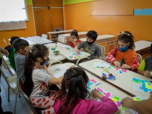 Desarrollan diferentes talleres para estudiantes en las EPP N°83 y 91 de Río Gallegos