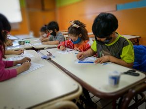 Desarrollan diferentes talleres para estudiantes en las EPP N°83 y 91 de Río Gallegos