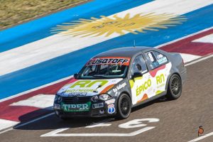 Santa Cruz sumó representante a la carrera de automovilismo que se disputó en Viedma
