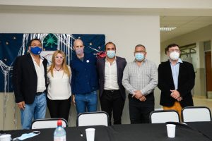 Educación celebró la firma de convenio entre la Escuela de Biología Marina y el INSET