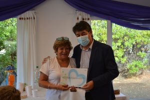 Agasajo a adultas mayores en el Centro “Recuerdos Compartidos”