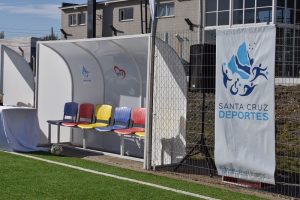 Inauguraron nueva cancha de césped sintético en Río Gallegos