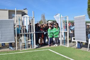 Inauguraron nueva cancha de césped sintético en Río Gallegos