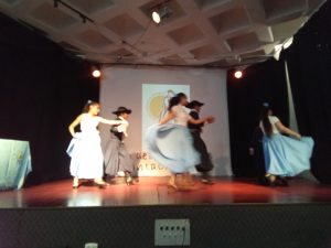Dos importantes figuras de la danza fueron homenajeadas en el Día del Bailarín Folklórico Santacruceño