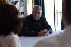 La Cementera de Pico Truncado firmó convenio de colaboración para fortalecer proyectos en la localidad