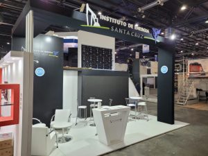 Se realizó la primera presentación del Instituto de Energía de Santa Cruz en el AOG 2022