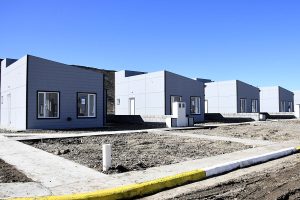 Grasso: “Hay planes en desarrollo para dar soluciones habitacionales a las familias”