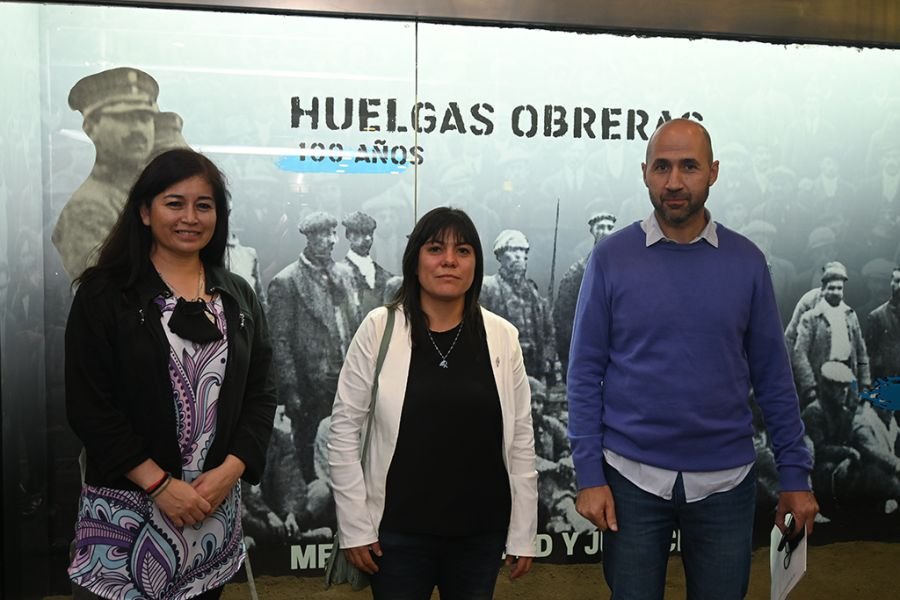 Se inauguró la muestra "A 100 años de las Huelgas Patagónicas"
