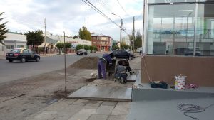 Vialidad Provincial trabaja en el mantenimiento del aeropuerto de Puerto Deseado