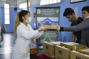 Educación continúa con la entrega de notebooks en el marco del Plan Conectar Igualdad