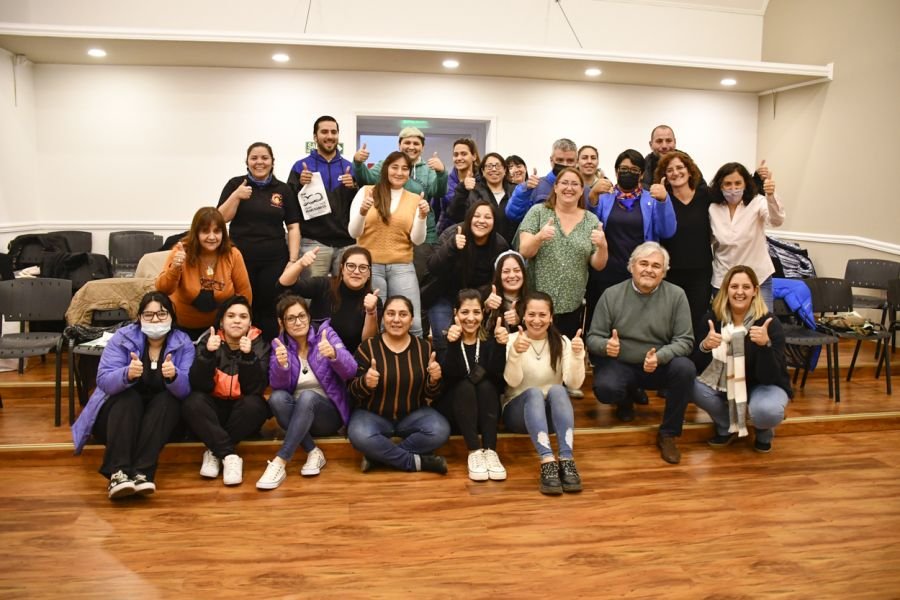 Con gran participación se desarrolló el taller “El informante turístico como comunicador de alto impacto"