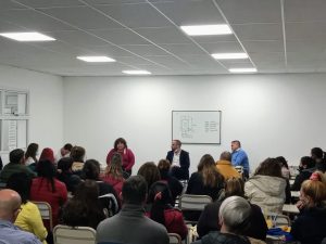 Educación Técnica Profesional concretó reunión con familias de estudiantes de la Escuela Industrial N°11