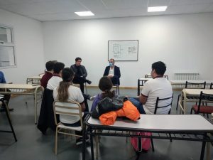 Educación Técnica Profesional concretó reunión con familias de estudiantes de la Escuela Industrial N°11