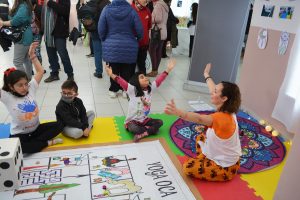 Con música, arte y juegos se realizó el cierre de talleres del espacio Amakaik