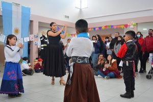 Con música, arte y juegos se realizó el cierre de talleres del espacio Amakaik