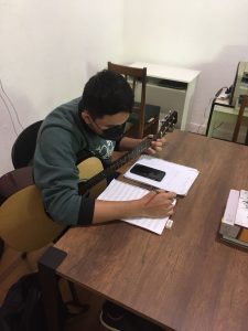 Estudiantes visitan la Casa de Las Juventudes “Memoria Santacruceña” en La Plata