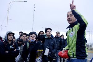 El Instituto “Dra. Elsa Barbería" realizó la tercera clase “Conociendo Malvinas en Escalas” en el Aeroclub Río Gallegos