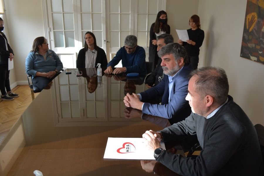 Importante entrega de aportes a la Federación Santacruceña de Vóley