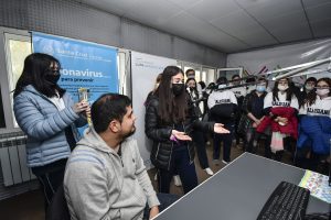 Estudiantes del Colegio Salesiano de Río Gallegos visitaron los estudios de Radio Provincia