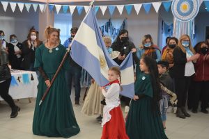 Realizaron el Paseo Colonial en el CIC Fátima de Río Gallegos